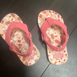 Reef flip flops